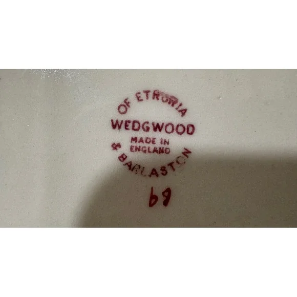 Wedgwood of Etruria Barlaston Floral Ceramic Trinket Box Made in England Cream - Picture 7 of 11